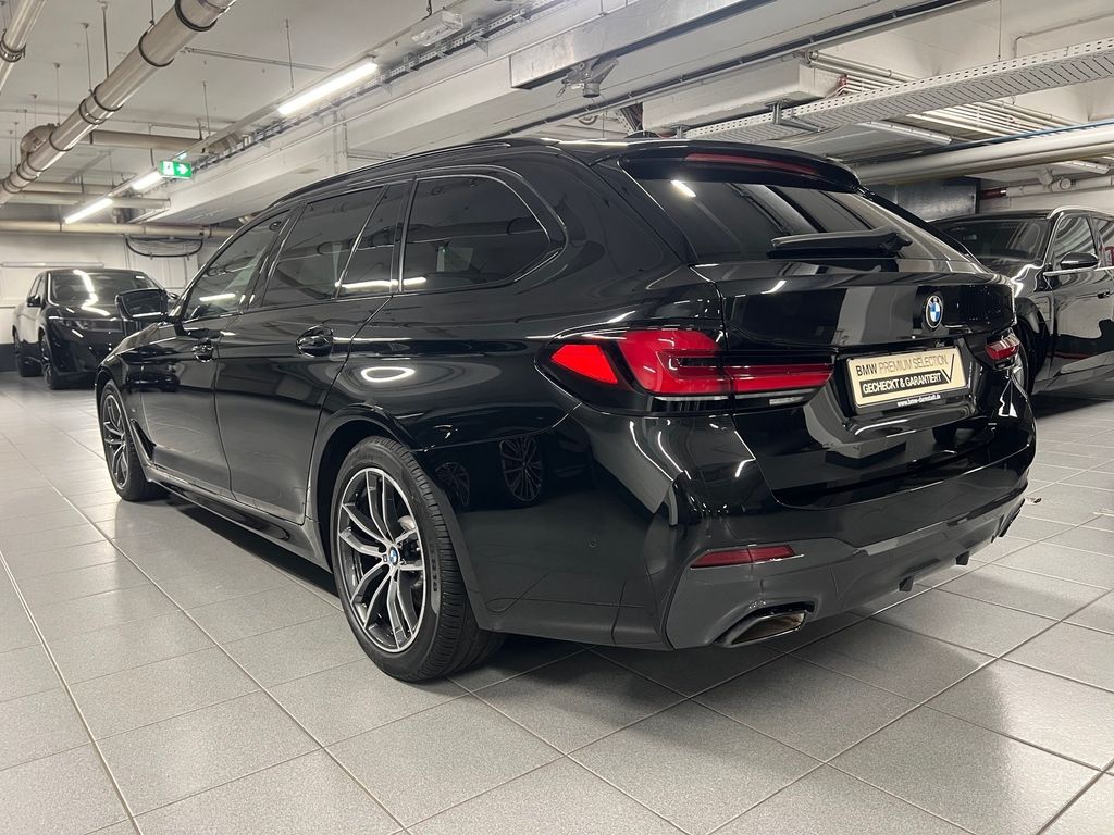 BMW 520 2023 г. Чёрный, пробег 23135 км