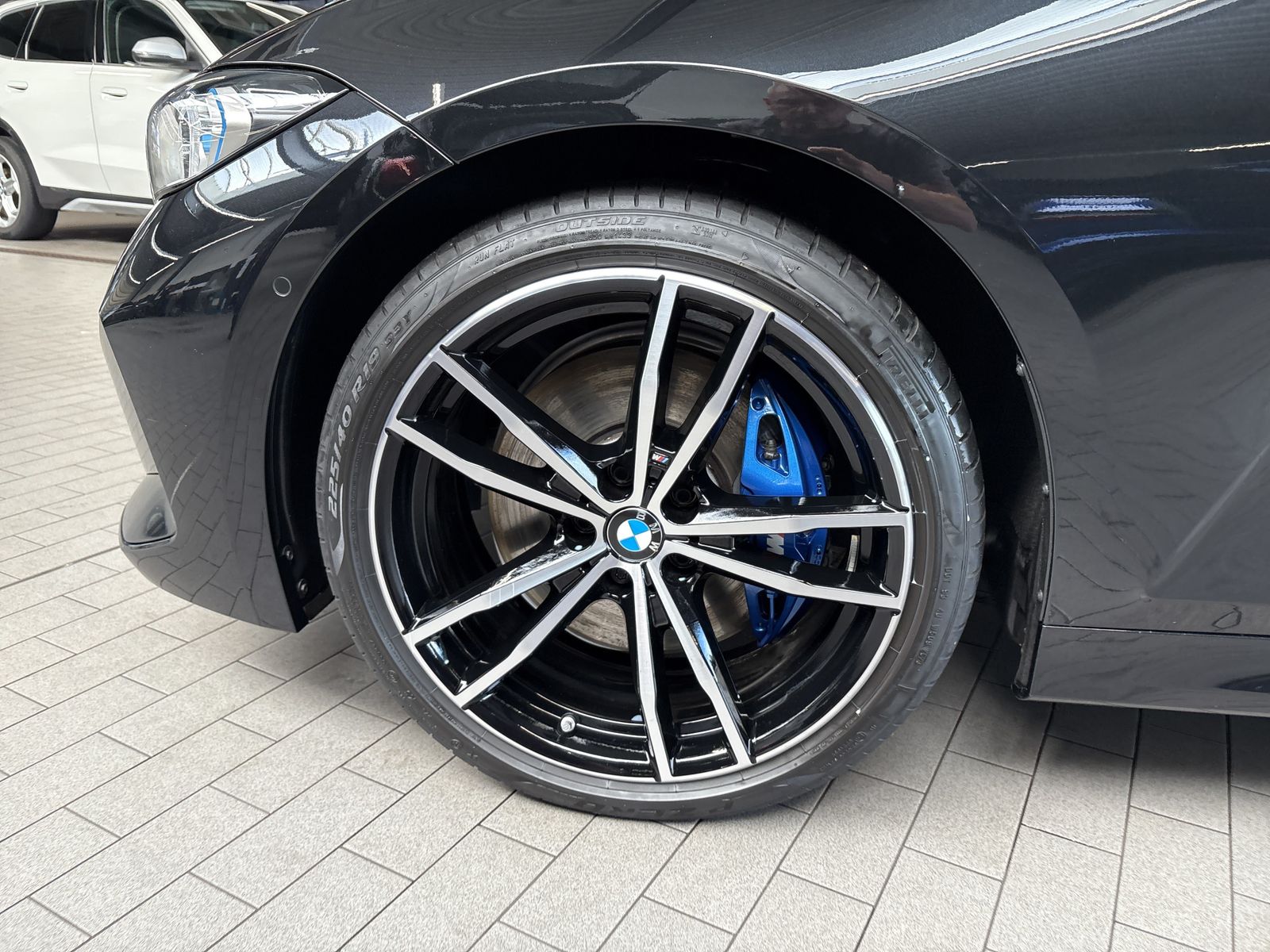 BMW M340I 2023 г. Чёрный, пробег 41758 км