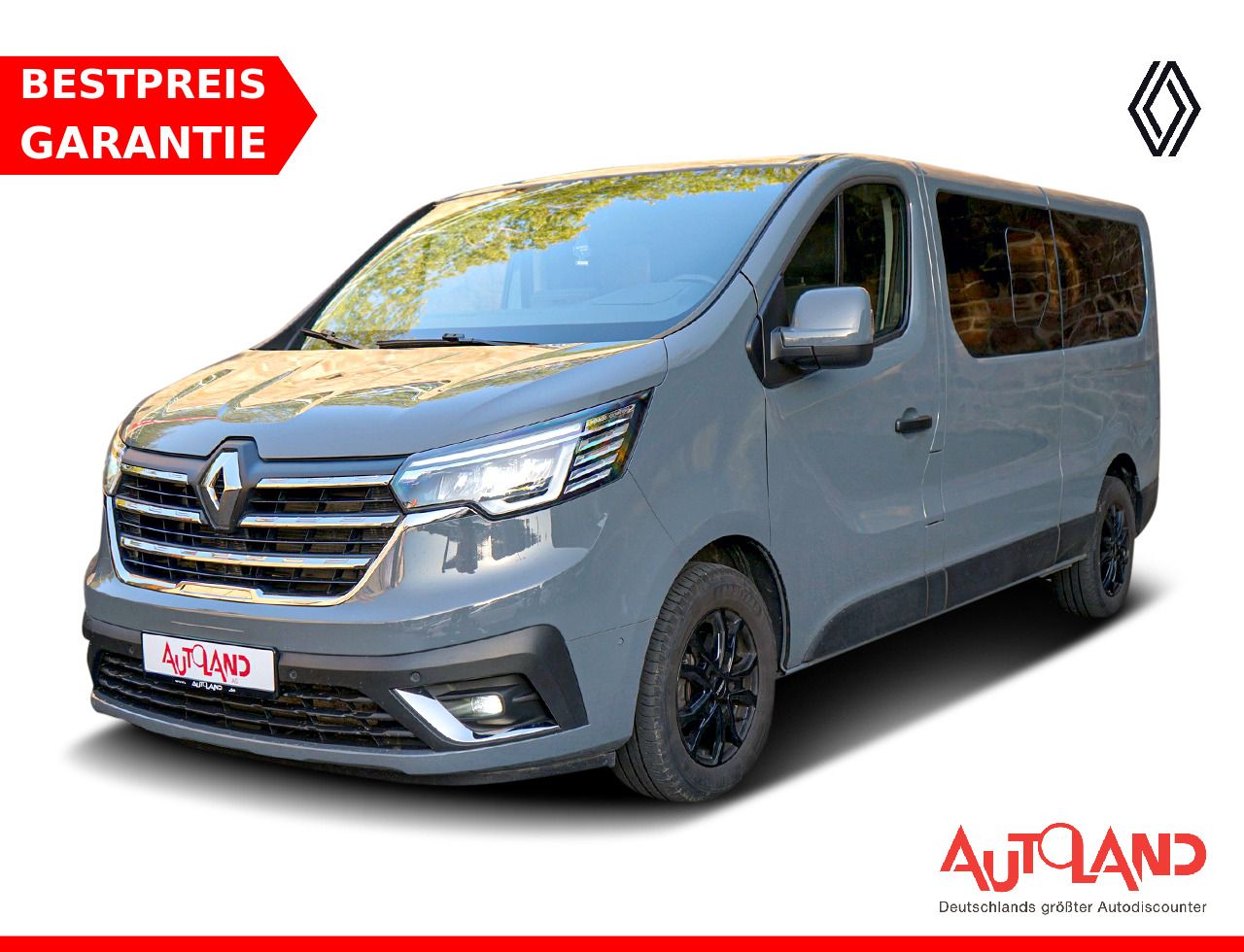 Renault Trafic 2023 г. Серый, пробег 59171 км