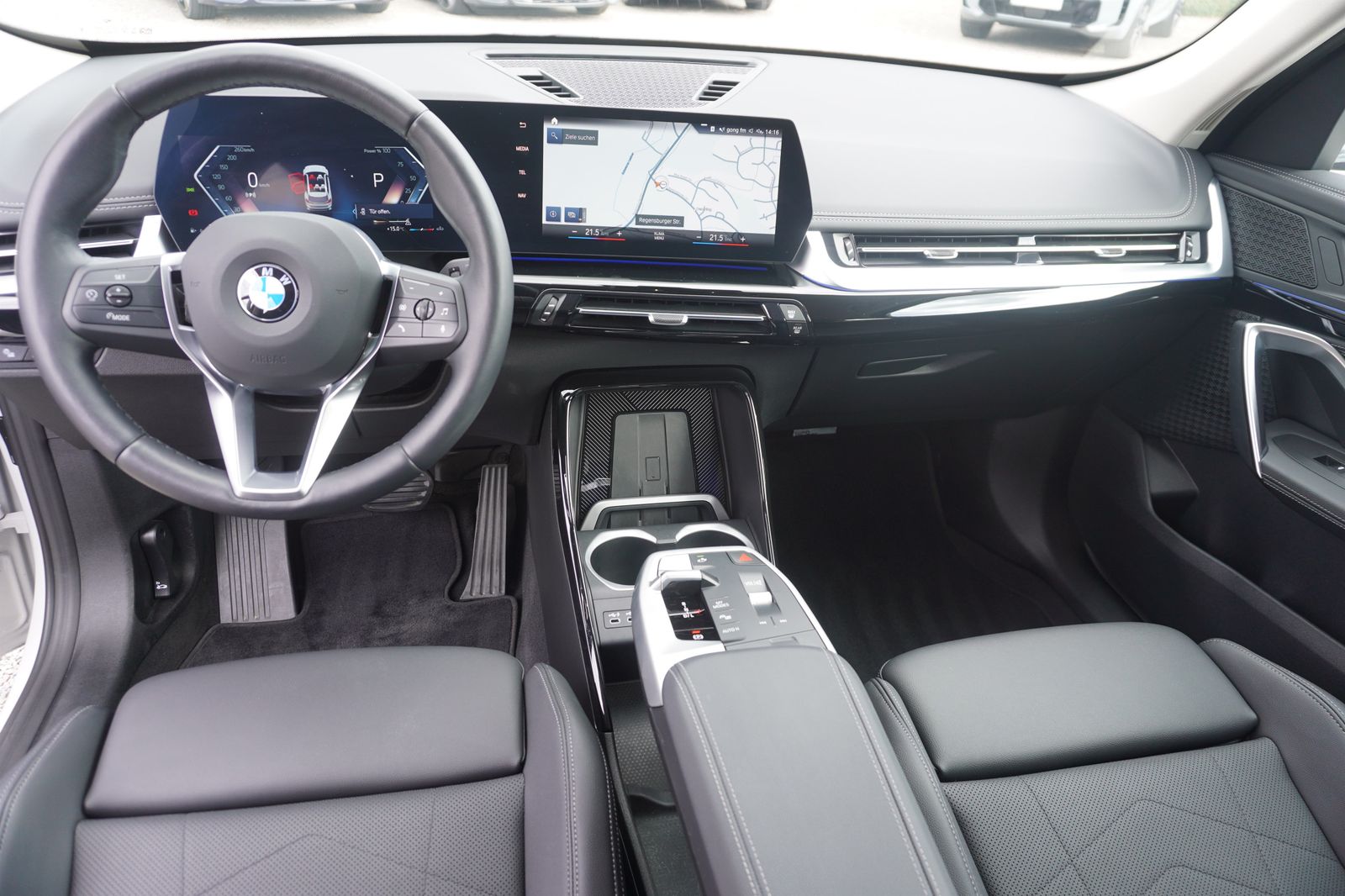 BMW X1 2022 г. Белый, пробег 39900 км
