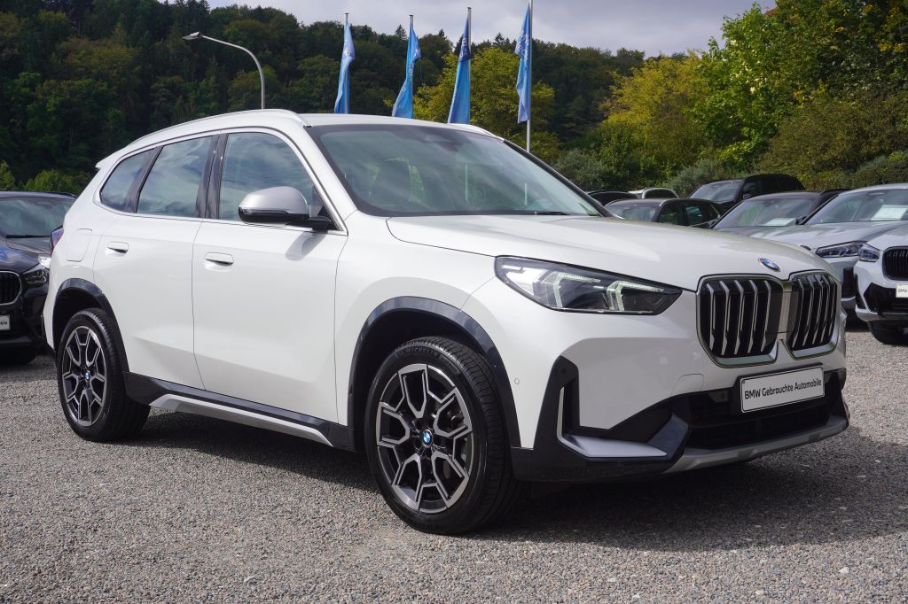 BMW X1 2022 г. Белый, пробег 39900 км