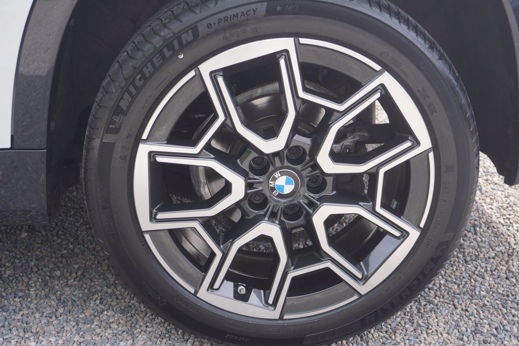 BMW X1 2022 г. Белый, пробег 39900 км