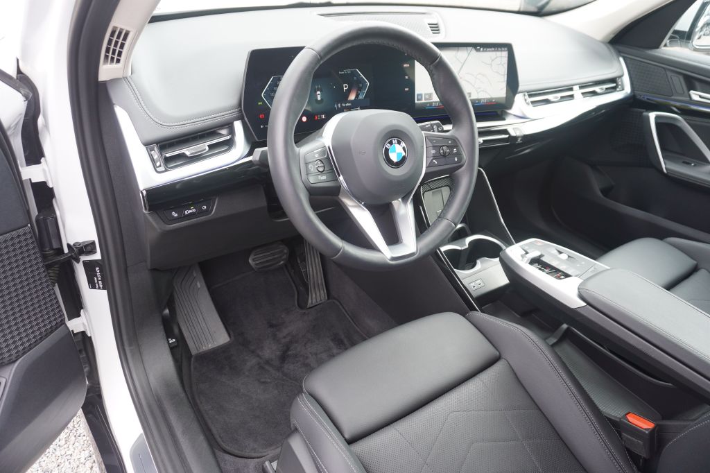 BMW X1 2022 г. Белый, пробег 39900 км