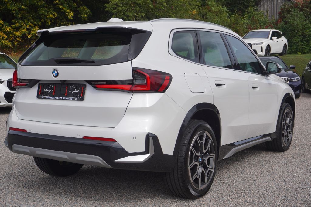 BMW X1 2022 г. Белый, пробег 39900 км