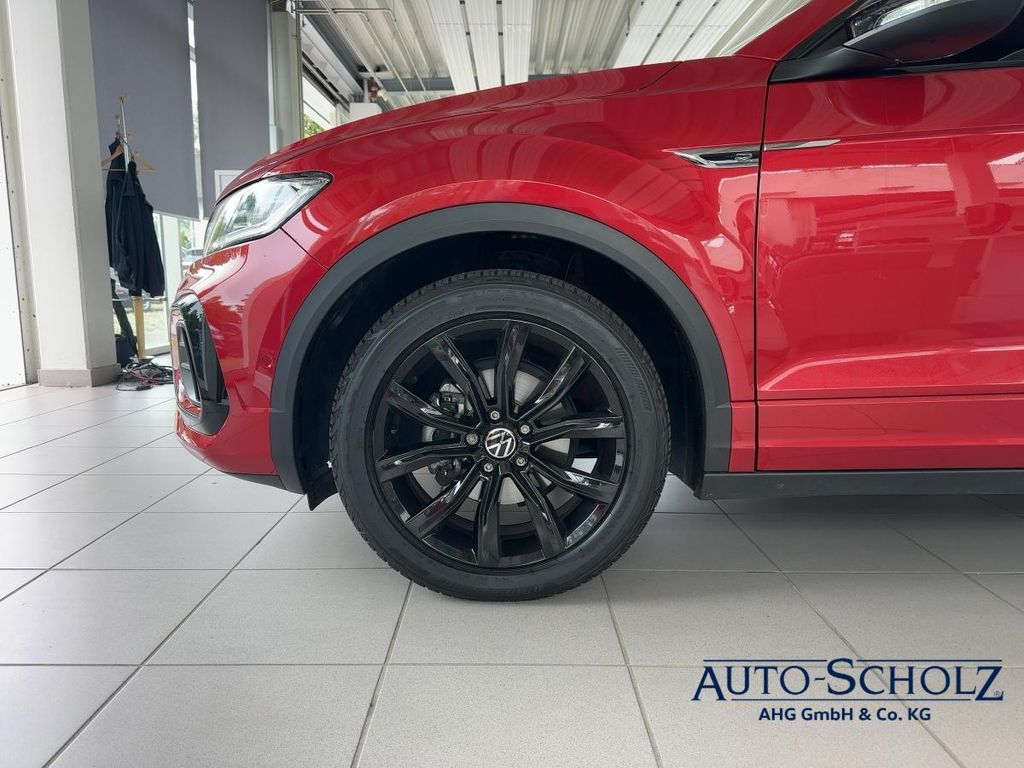 Volkswagen T-Roc 2022 г. Красный, пробег 15750 км