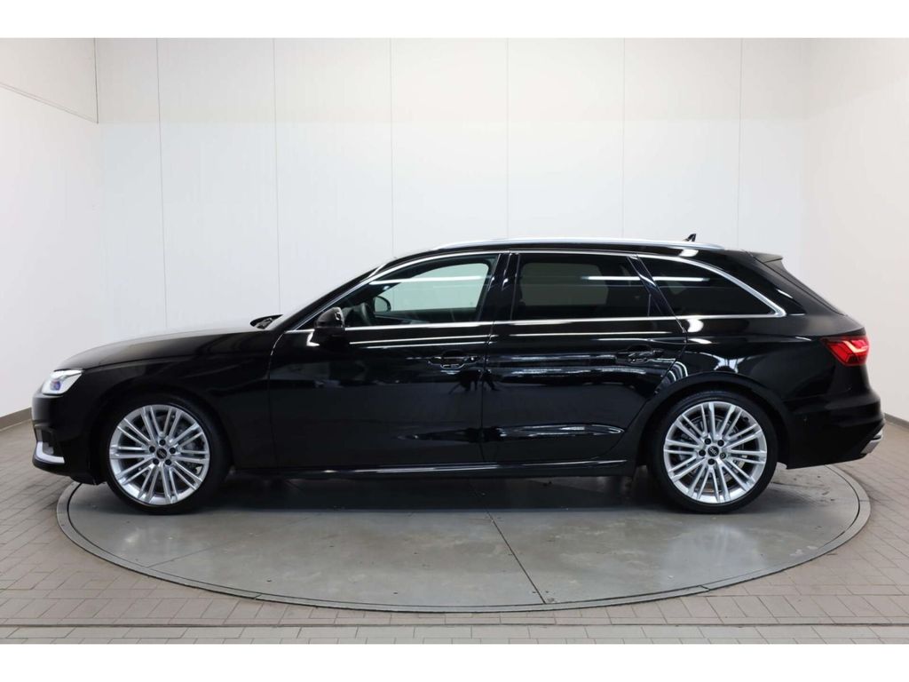 Audi A4 2023 г. Чёрный, пробег 32188 км