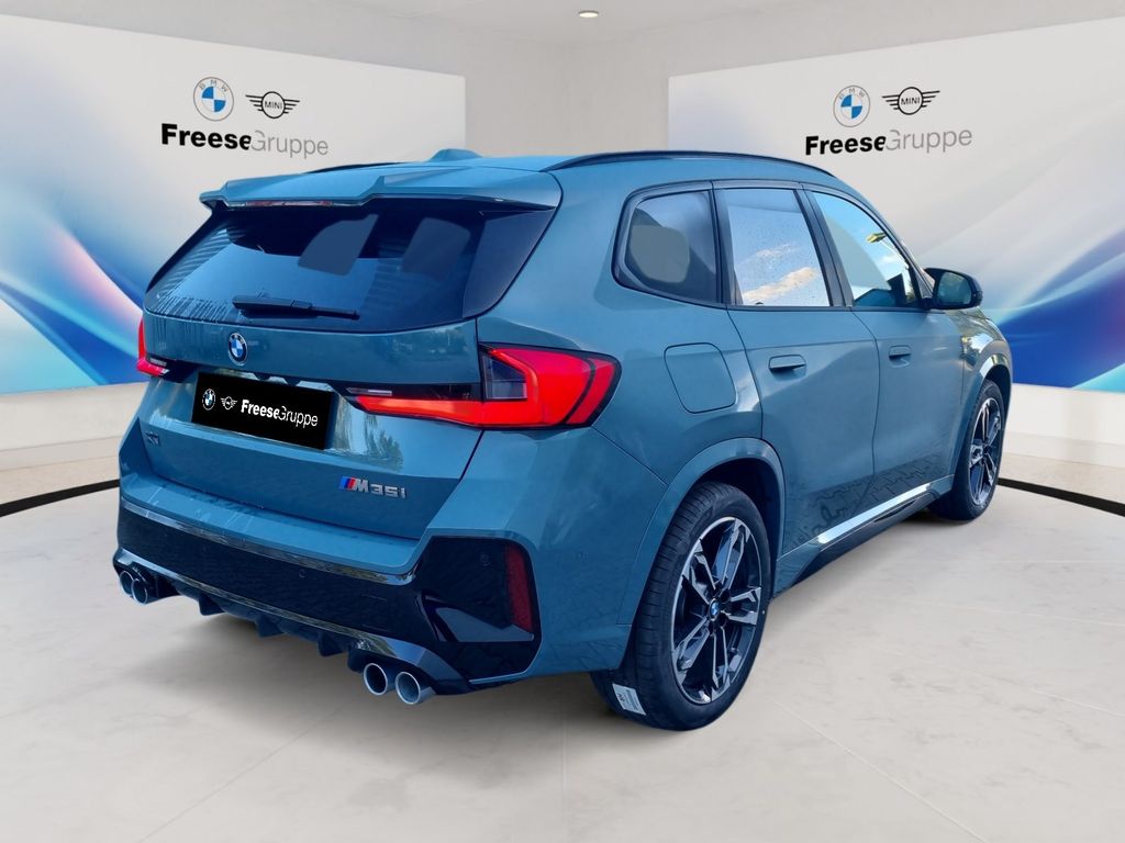 BMW X1 2025 г. Зелёный, пробег 9488 км