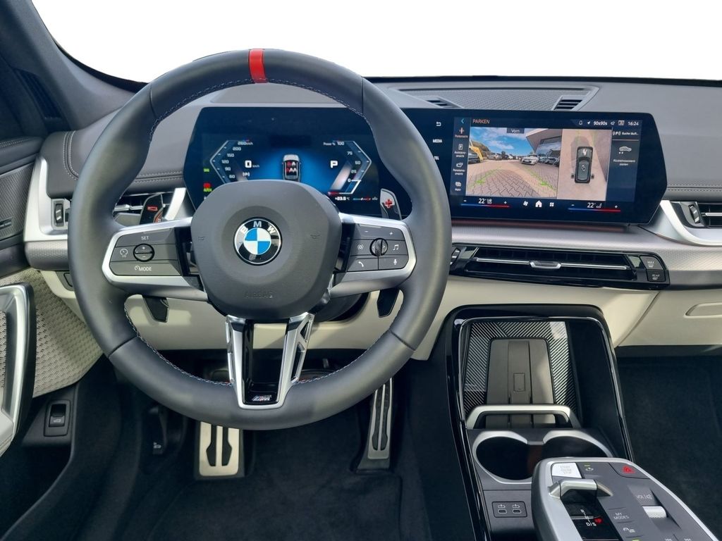 BMW X1 2025 г. Зелёный, пробег 9488 км