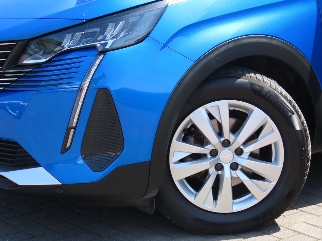 Peugeot 3008 2023 г. Синий, пробег 53580 км