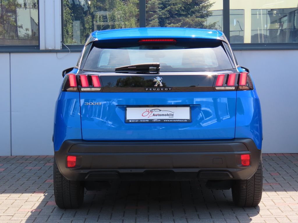 Peugeot 3008 2023 г. Синий, пробег 53580 км