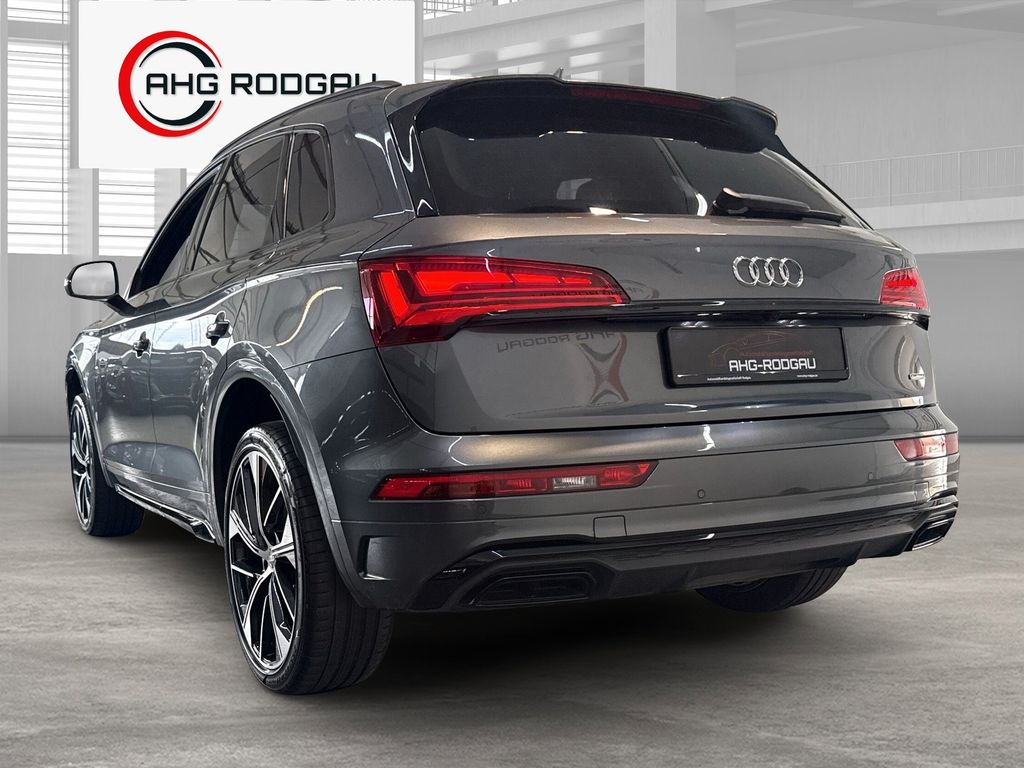 Audi Q5 2023 г. Серый, пробег 25618 км