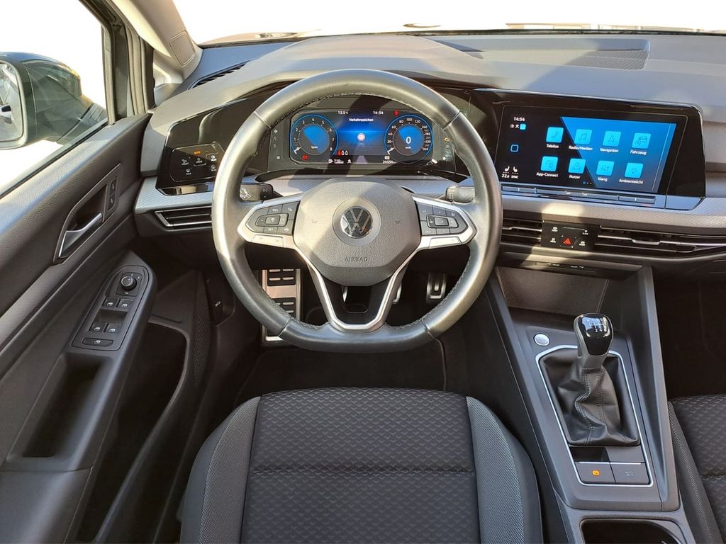 Volkswagen Golf 2022 г. Серый, пробег 24800 км