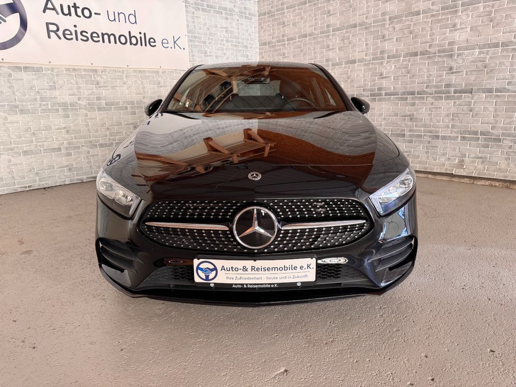 Mercedes-Benz A 200 2022 г. Чёрный, пробег 30000 км