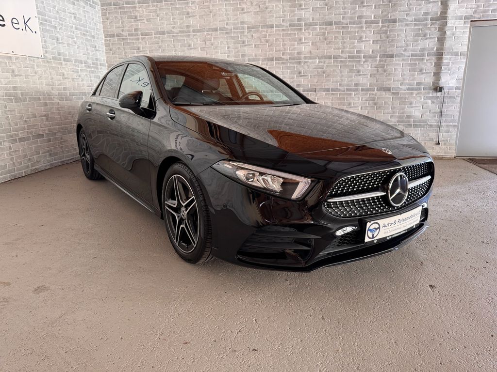 Mercedes-Benz A 200 2022 г. Чёрный, пробег 30000 км