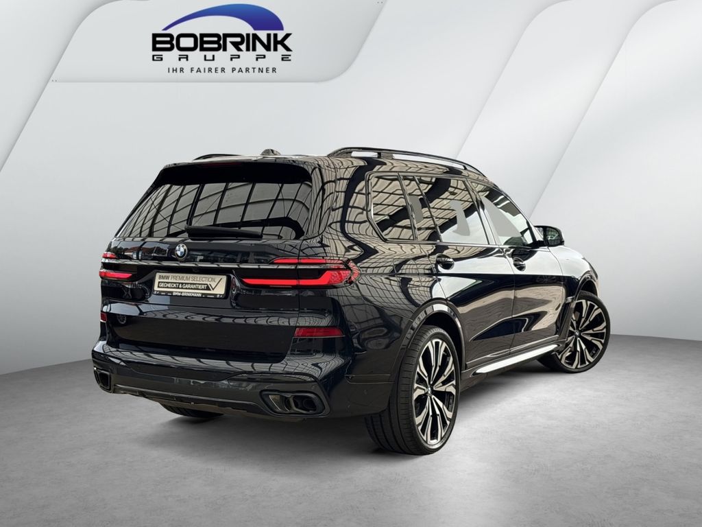 BMW X7 2023 г. Чёрный, пробег 51600 км