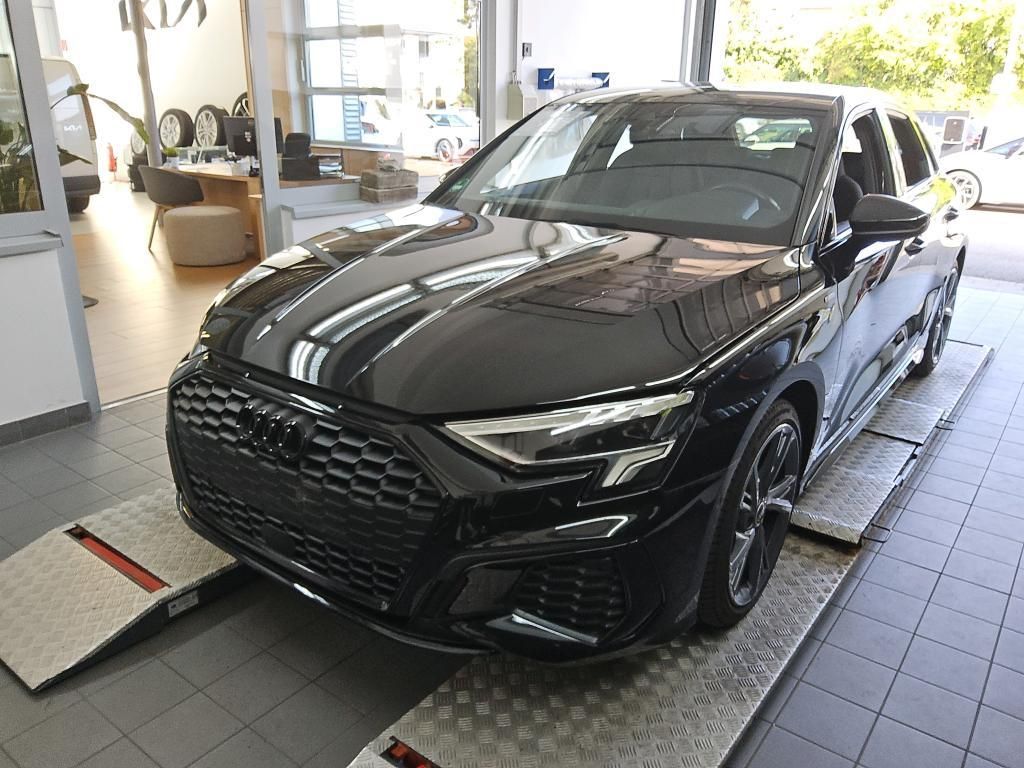 Audi A3 2023 г. Чёрный, пробег 33721 км