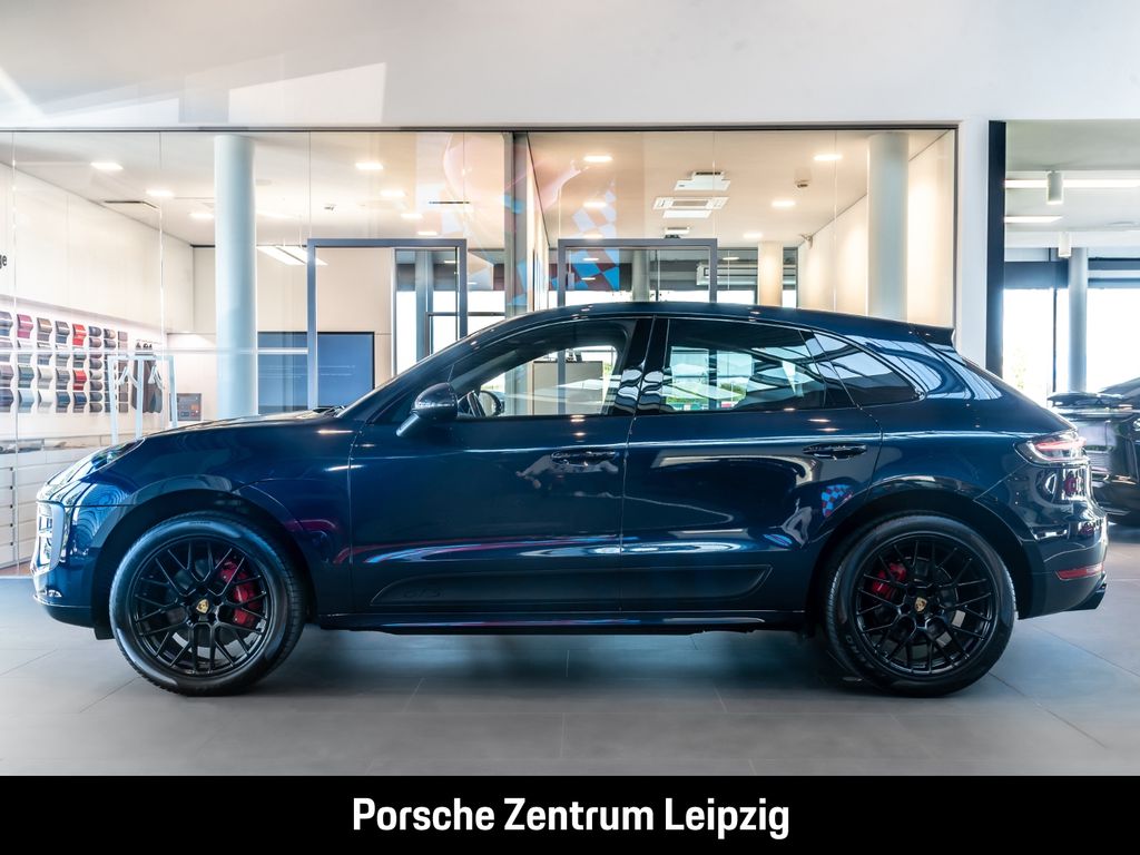 Porsche Macan 2021 г. Синий, пробег 37900 км