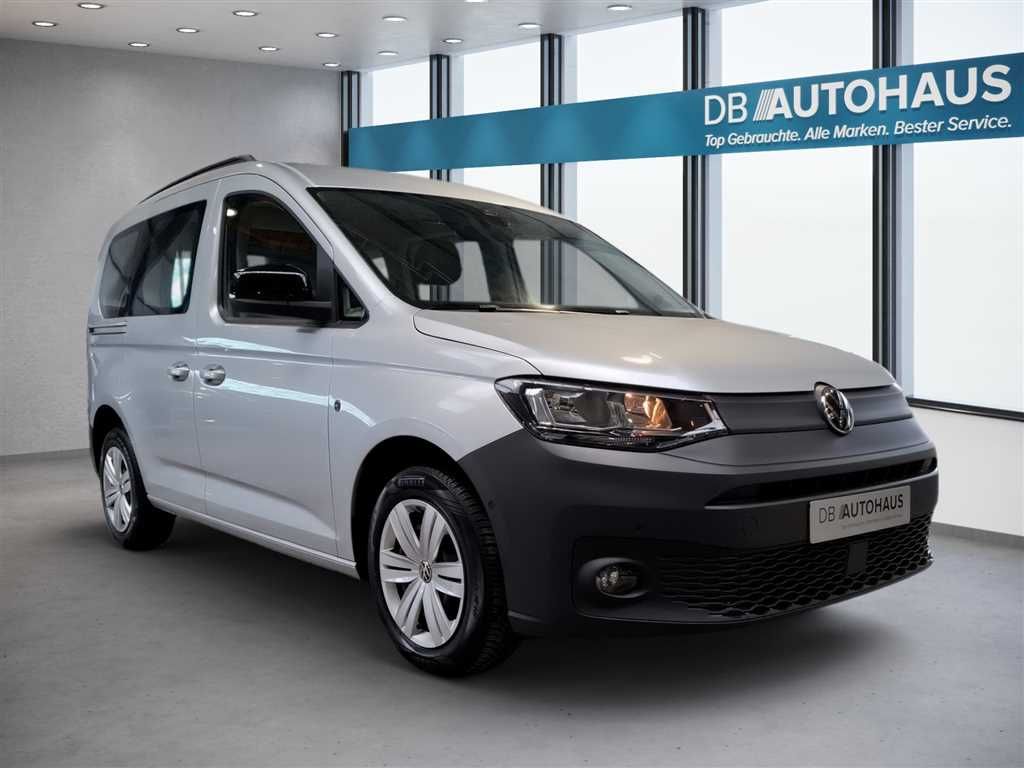 Volkswagen Caddy 2023 г. Серебристый, пробег 52176 км