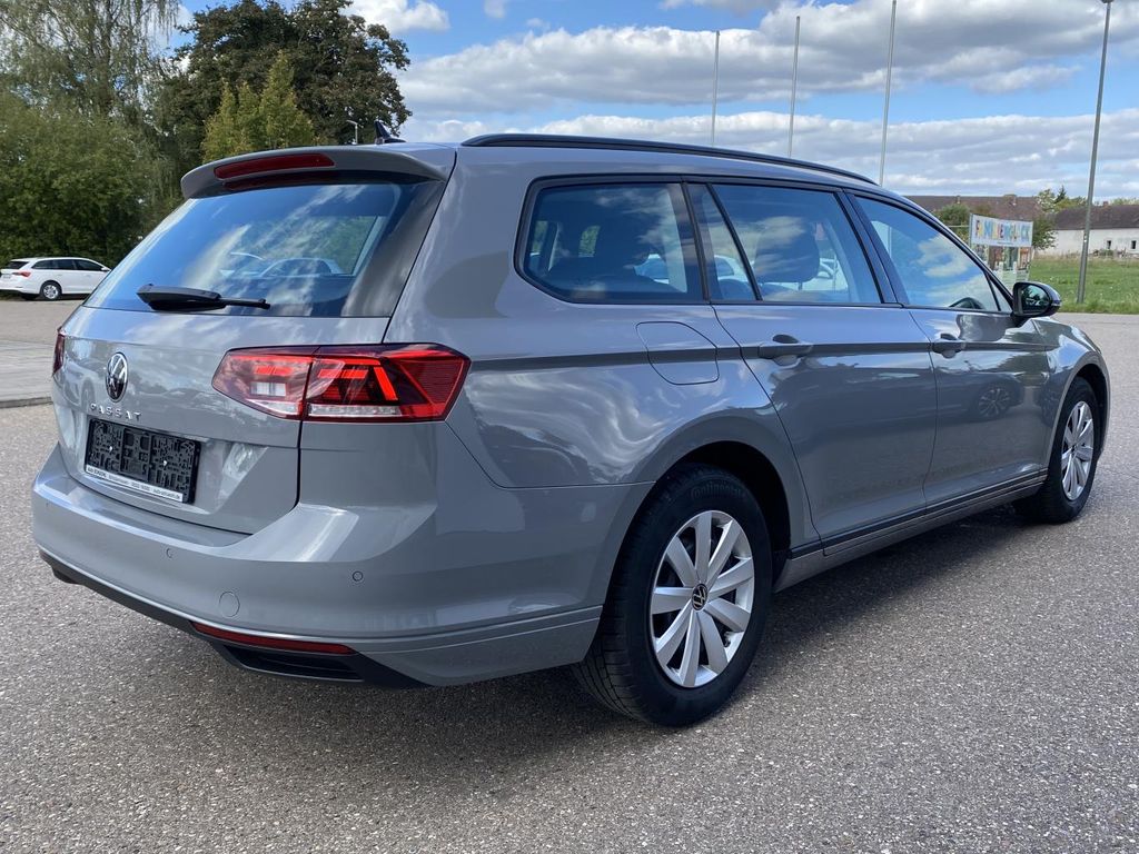 Volkswagen PASSAT VARIANT 2023 г. Серый, пробег 28295 км