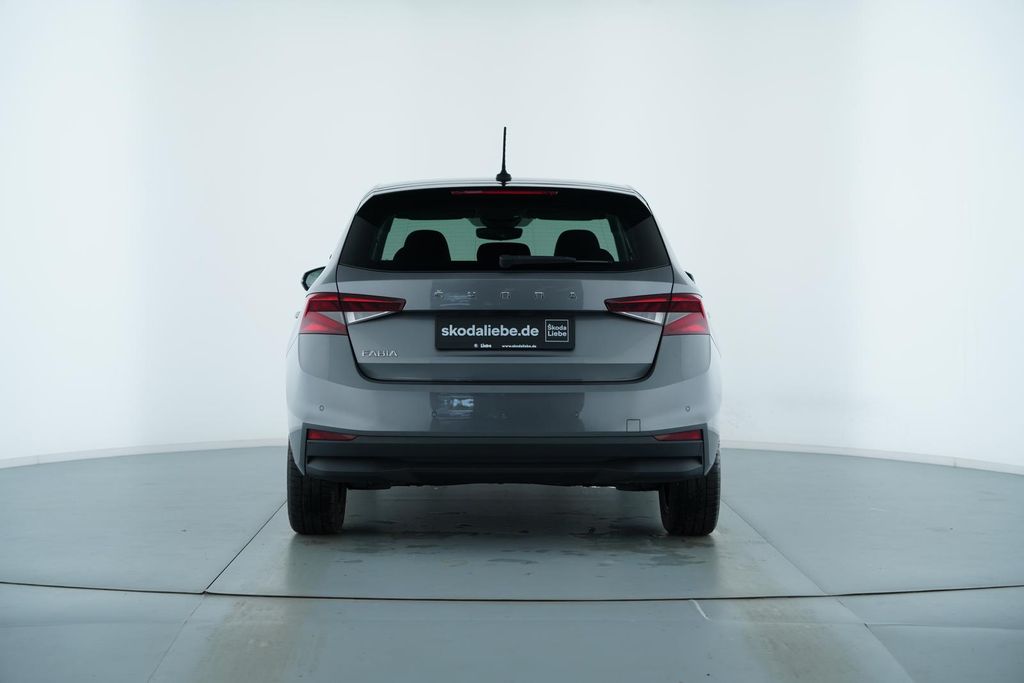 Skoda Fabia 2022 г. Серый, пробег 45833 км