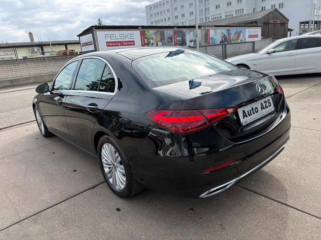 Mercedes-Benz C 180 2023 г. Чёрный, пробег 22000 км