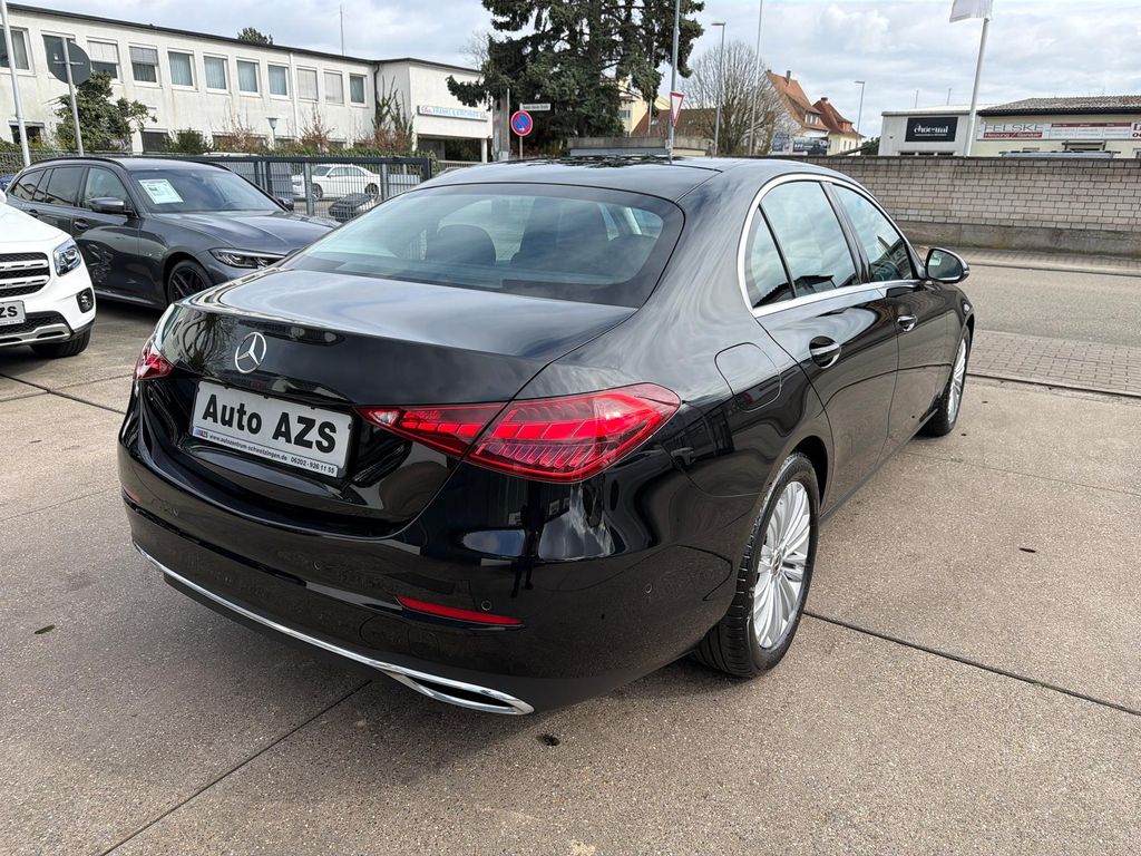 Mercedes-Benz C 180 2023 г. Чёрный, пробег 22000 км