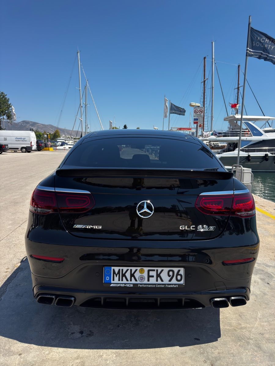 Mercedes-Benz GLC 63 AMG 2022 г. Чёрный, пробег 25000 км