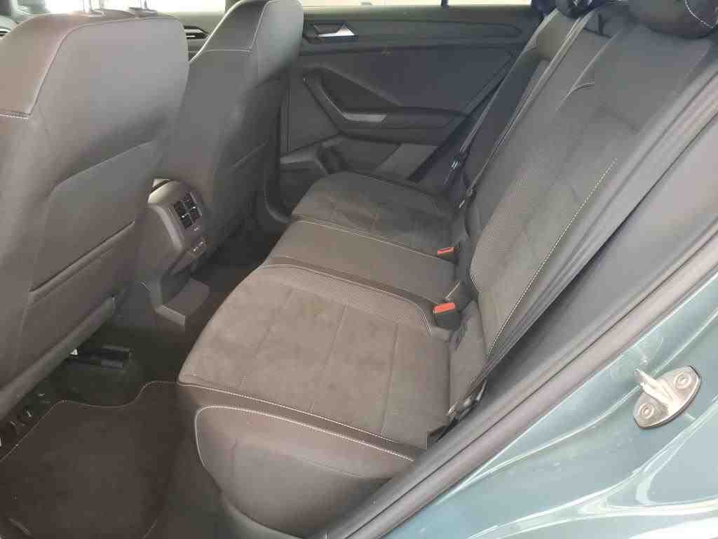 Volkswagen T-Roc 2023 г. Синий, пробег 42447 км
