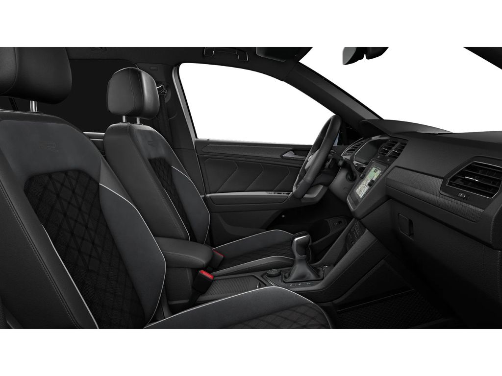 Volkswagen TIGUAN ALLSPACE 2025 г. Белый, пробег 24363 км