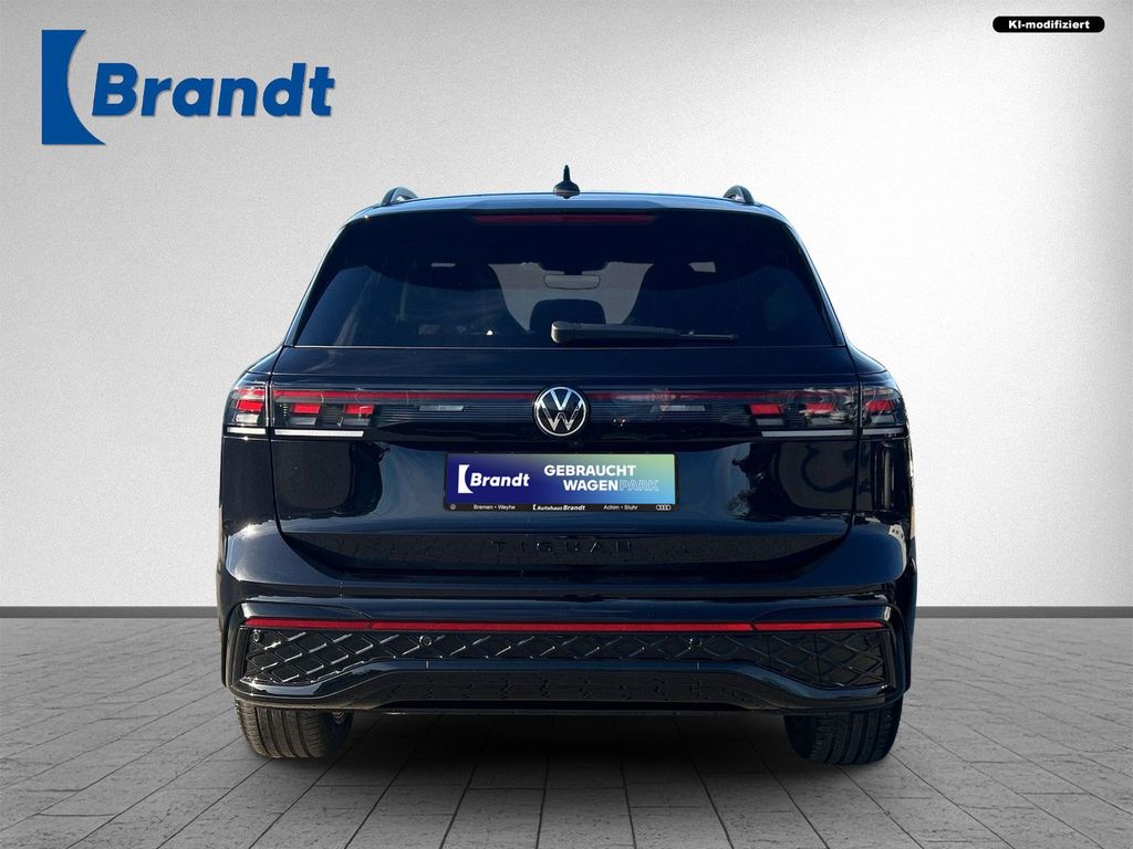 Volkswagen Tiguan 2024 г. Чёрный, пробег 37130 км