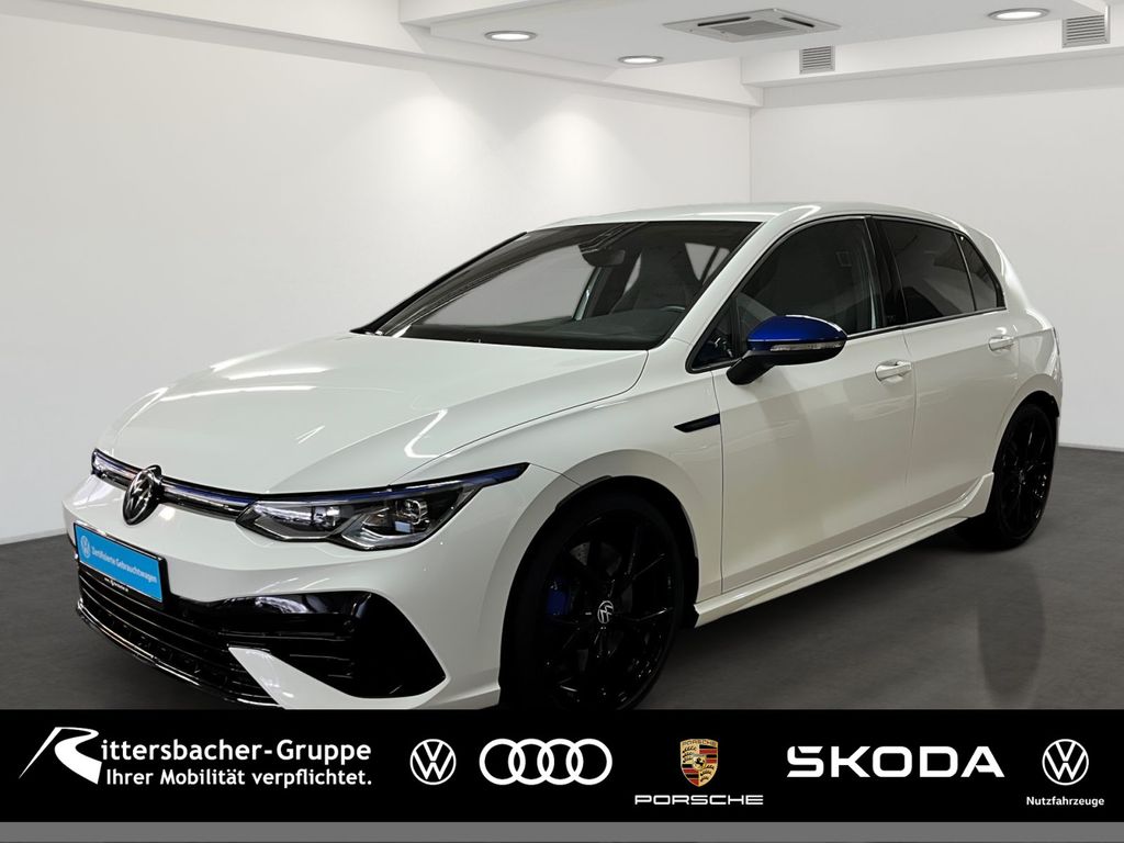 Volkswagen Golf 2023 г. Белый, пробег 58638 км