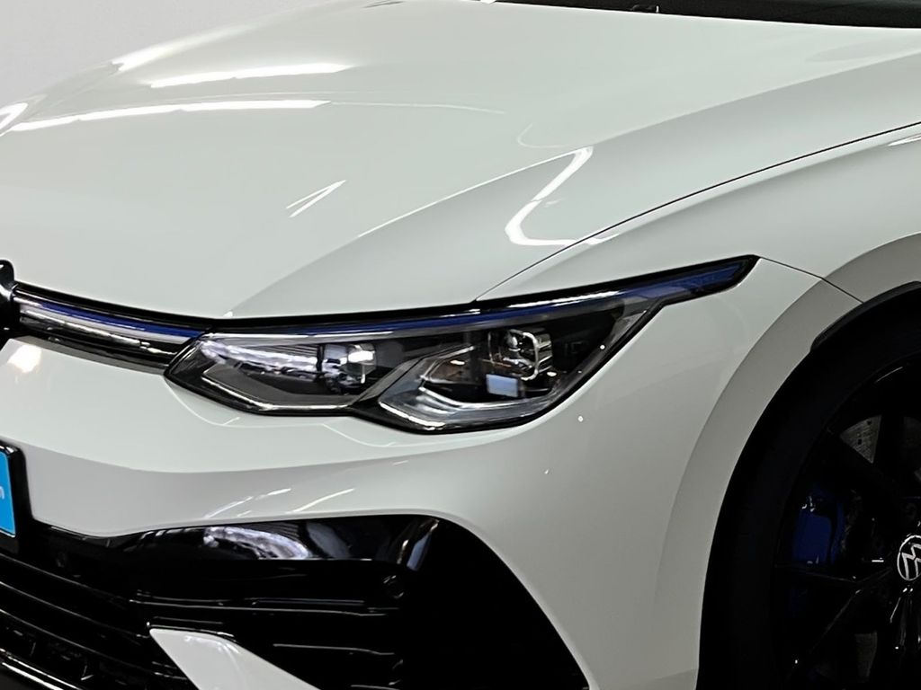 Volkswagen Golf 2023 г. Белый, пробег 58638 км