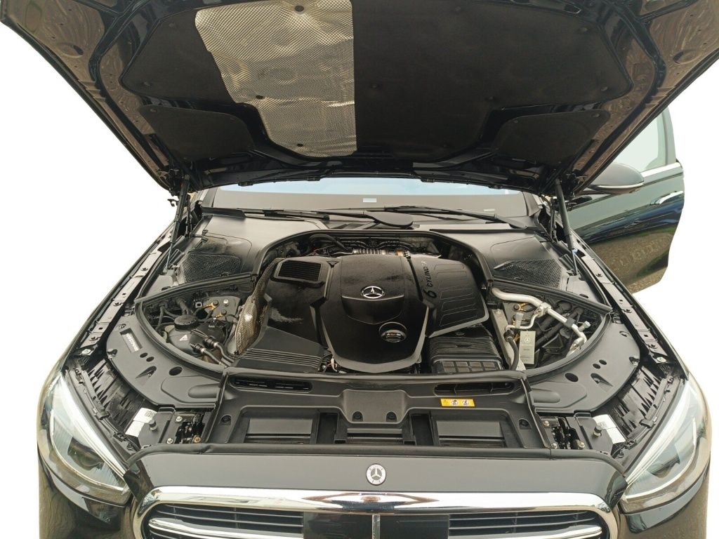 Mercedes-Benz S 400 2023 г. Чёрный, пробег 58615 км