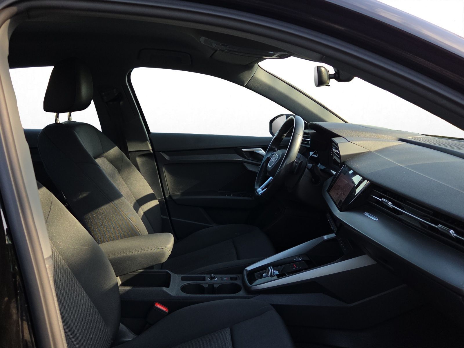 Audi A3 2023 г. Чёрный, пробег 58944 км