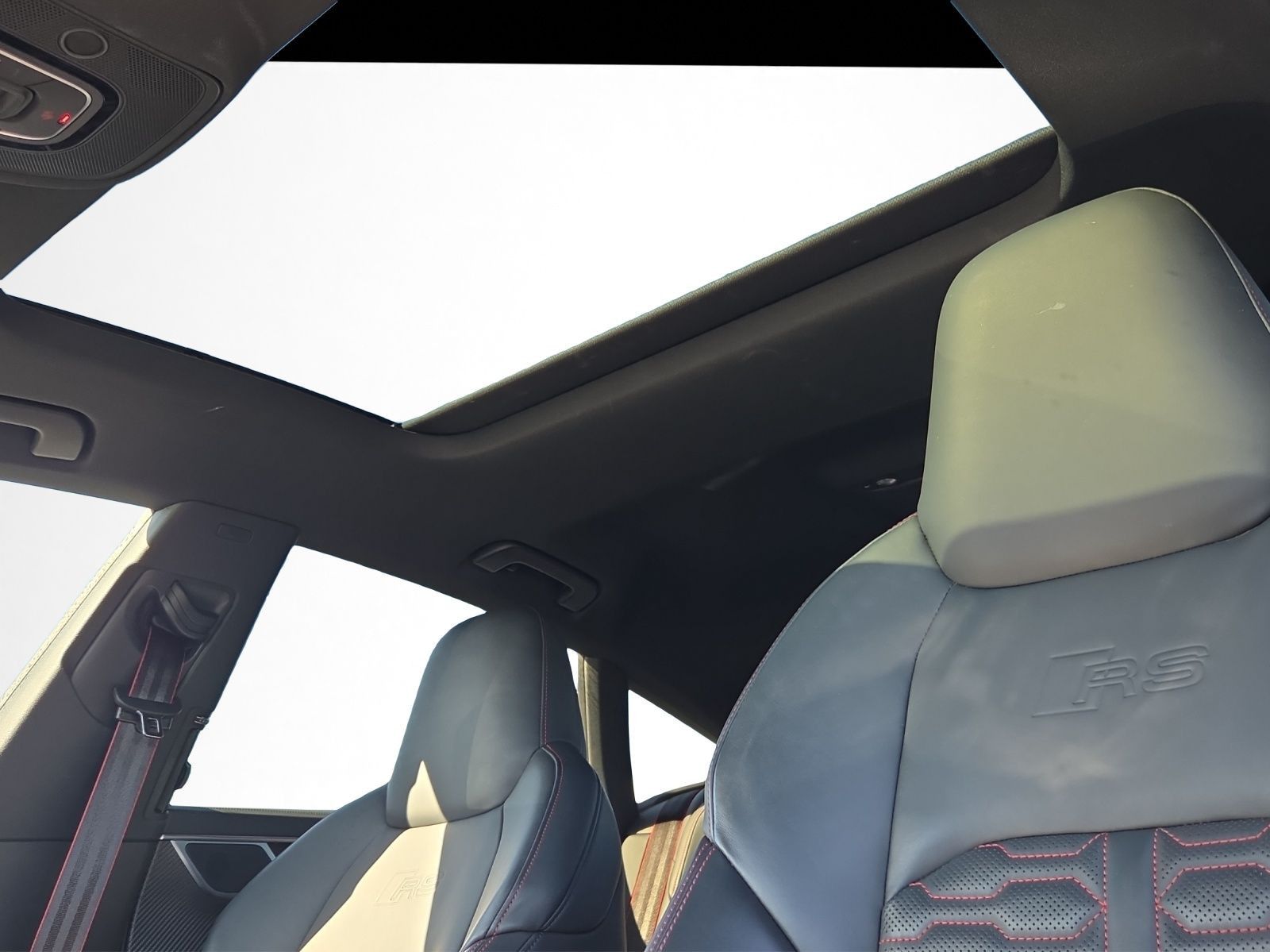 Audi RS7 2024 г. Чёрный, пробег 33861 км
