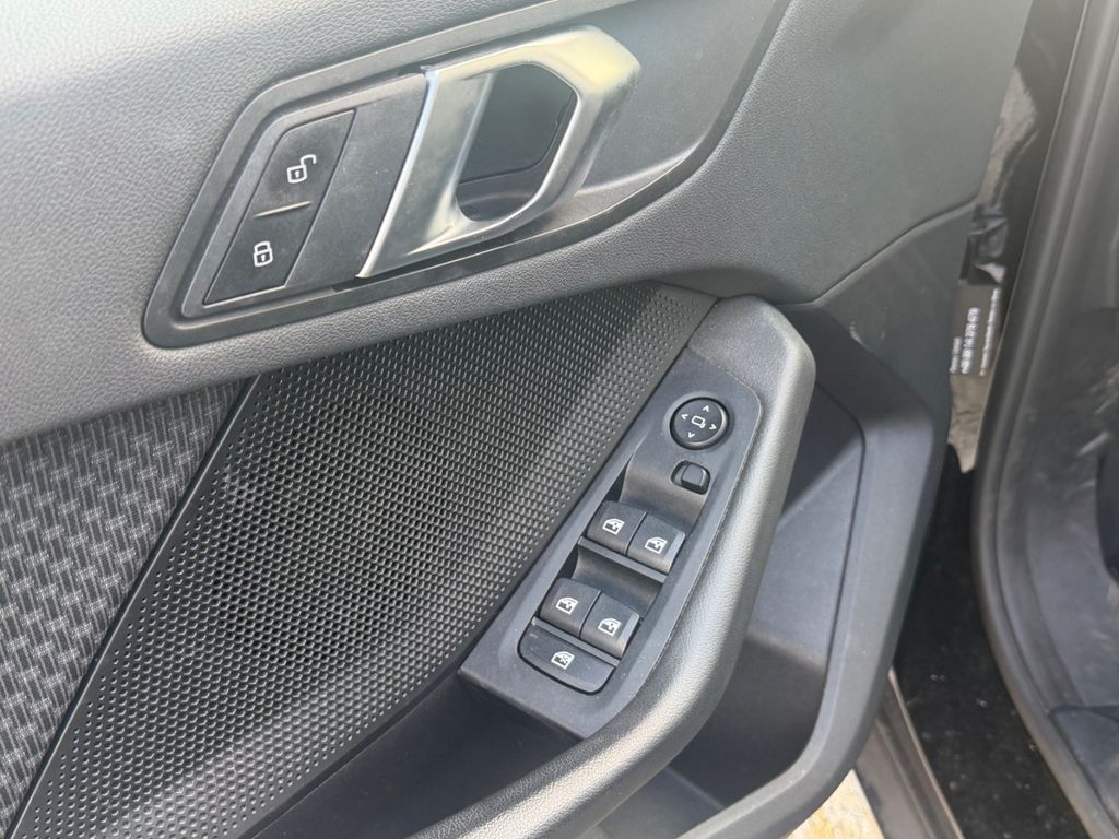 BMW 116 2021 г. Чёрный, пробег 35000 км