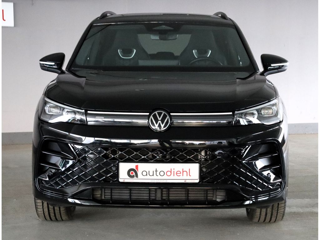 Volkswagen Tiguan 2025 г. Чёрный, пробег 25371 км