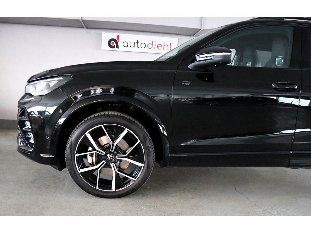 Volkswagen Tiguan 2025 г. Чёрный, пробег 25371 км