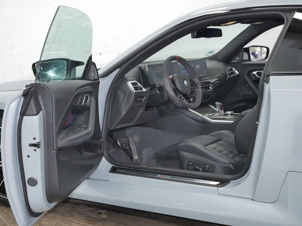 BMW M2 2025 г. Серый, пробег 15900 км