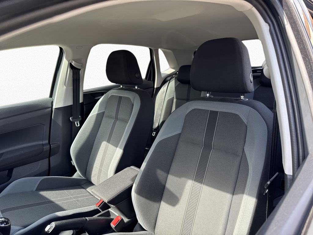 Volkswagen Polo 2021 г. Серый, пробег 48000 км