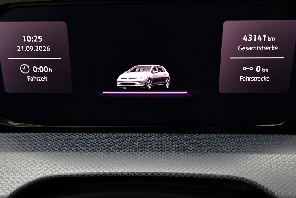 Volkswagen Golf 2025 г. Серый, пробег 43140 км