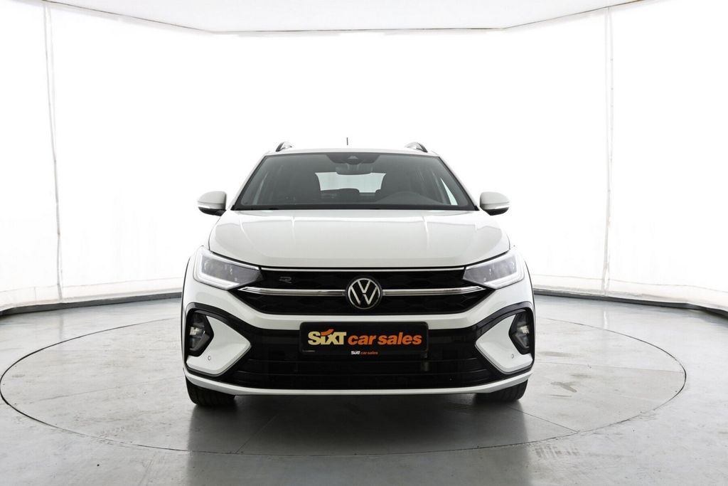 Volkswagen Taigo 2024 г. Белый, пробег 20984 км