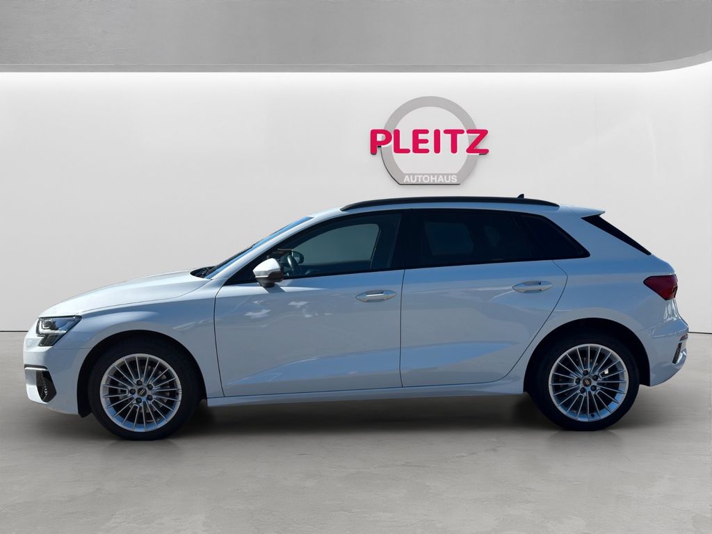 Audi A3 2022 г. Белый, пробег 35711 км