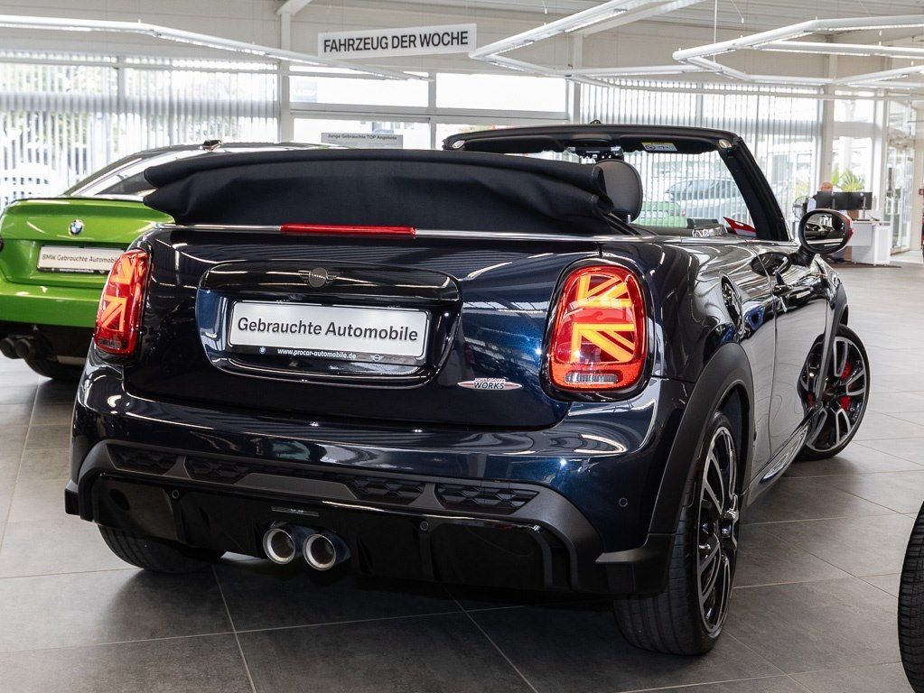Mini JOHN COOPER WORKS CABRIO 2021 г. Чёрный, пробег 27925 км