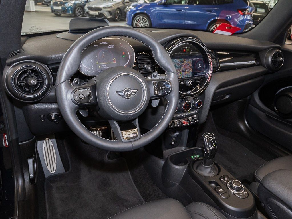Mini JOHN COOPER WORKS CABRIO 2021 г. Чёрный, пробег 27925 км
