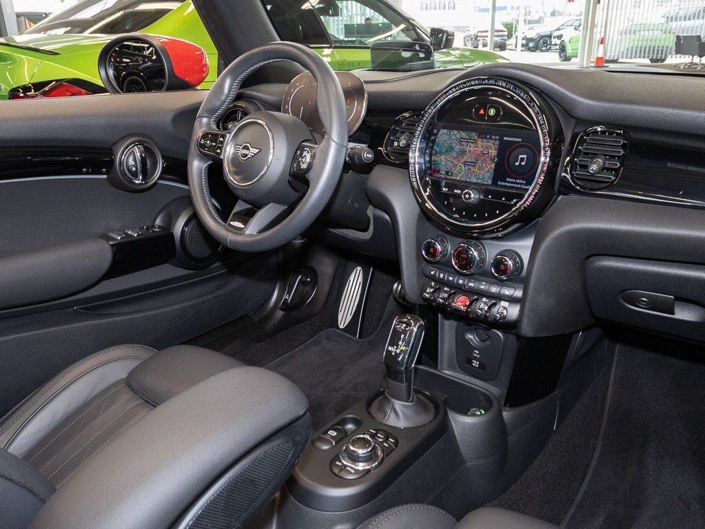 Mini JOHN COOPER WORKS CABRIO 2021 г. Чёрный, пробег 27925 км