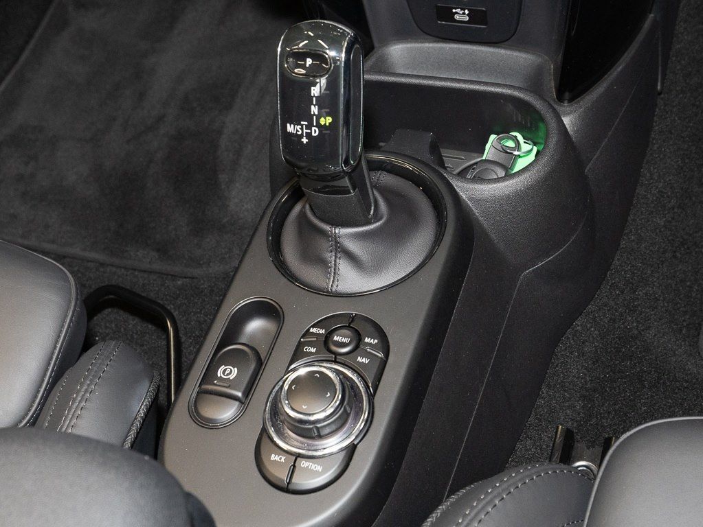 Mini JOHN COOPER WORKS CABRIO 2021 г. Чёрный, пробег 27925 км