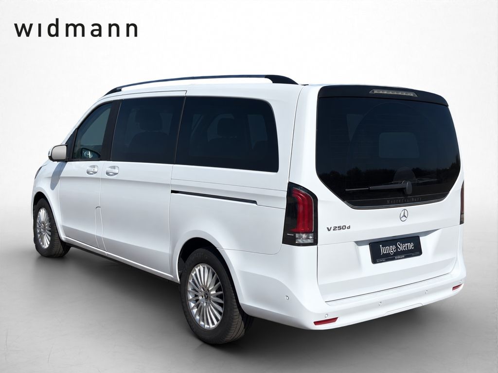 Mercedes-Benz V 250 2026 г. Белый, пробег 11700 км