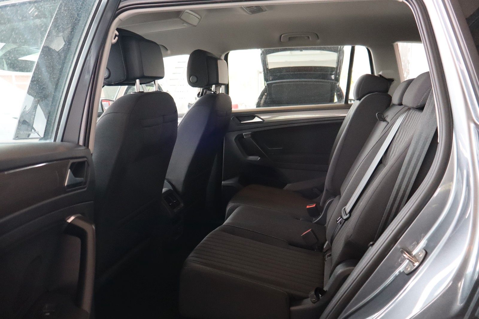 Volkswagen TIGUAN ALLSPACE 2025 г. Серый, пробег 36565 км