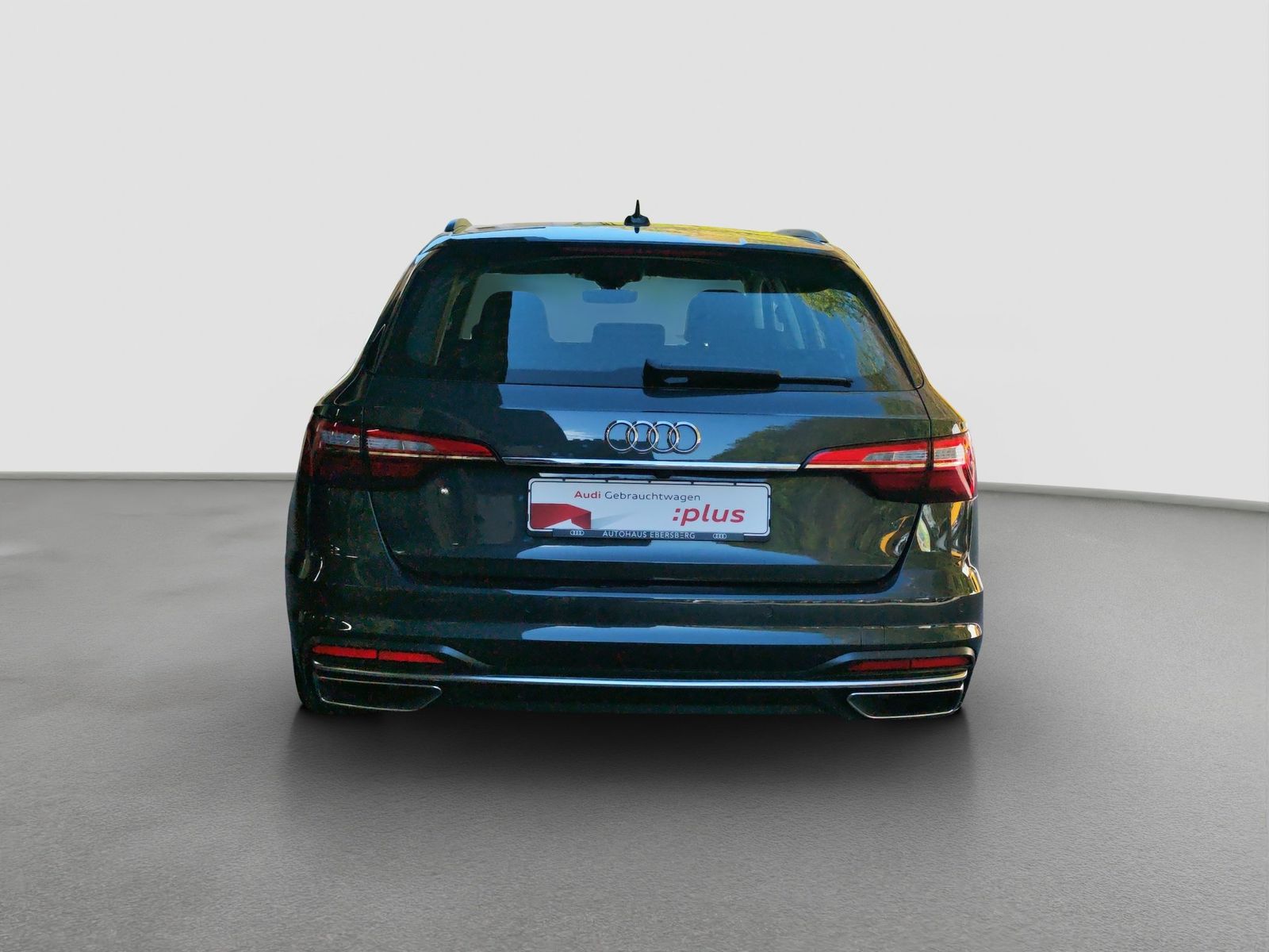 Audi A4 2024 г. Серый, пробег 35800 км